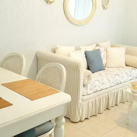 Apartment Diamonds *